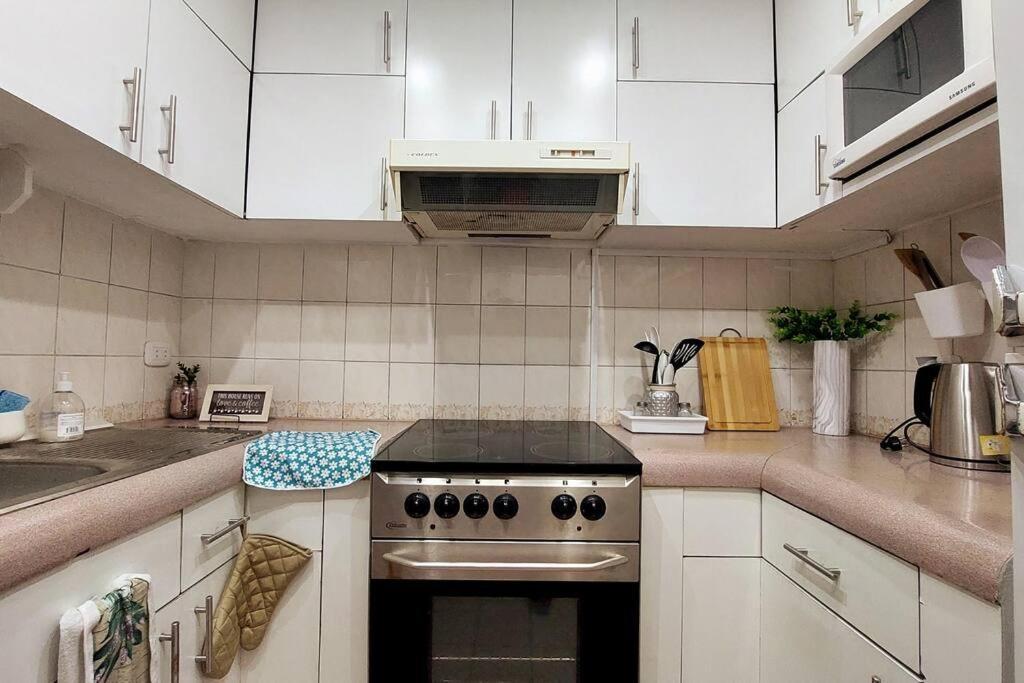 Apartamento Entero En Centro De Miraflores - 2 Habitaciones ลิมา ภายนอก รูปภาพ